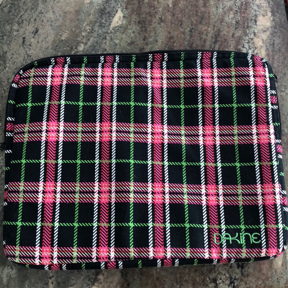 Dakine laptop case